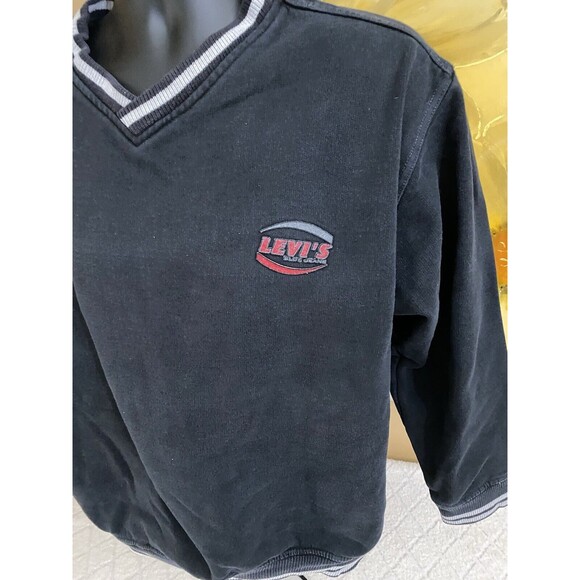 Vintage Levi’s Embroidered Red Logo Black V Neck Sweatshirt Men’s Size Large - Picture 4 of 13